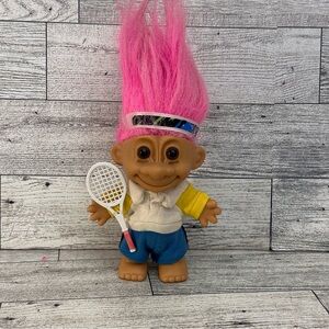 Russ  Tennis Player Troll 5"  with Pink Hair and Racket tenis
